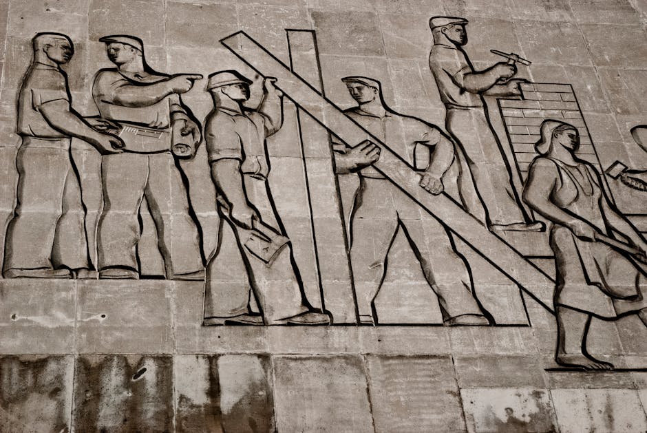 workers-celebration 근로자의날 5월 1일, '노동절'로 명칭변경 법정 공휴일 지정 올해부터 쉬는 날 근로자의날 5월 1일 노동절 공휴일 지정, 63년 만에 전 국민이 쉬는 날